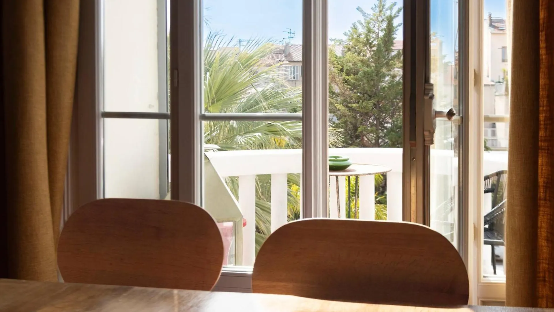 Magnifique 2 Chambres Centre Cannes - 4 Personnes - Wifi Terrasse
