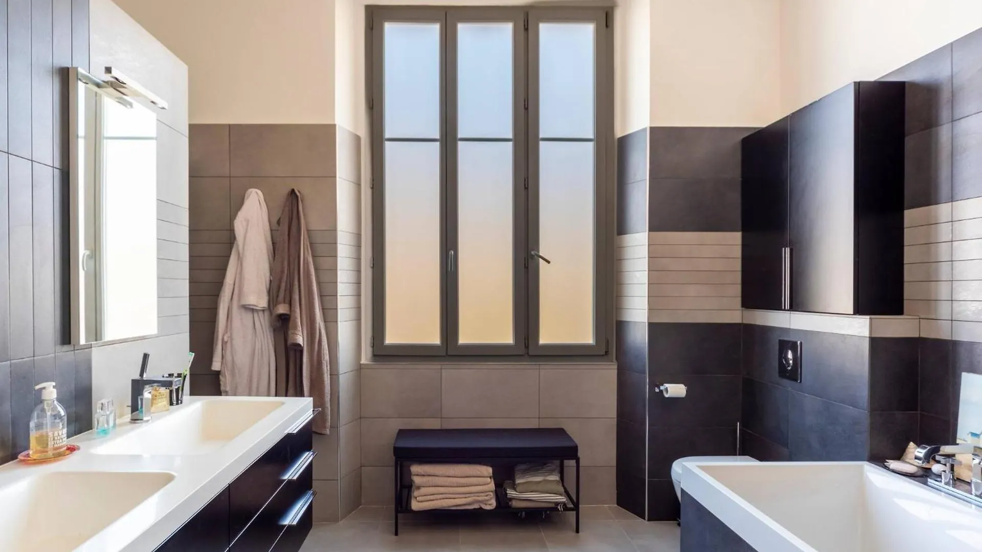 Lägenhet Magnifique 2 Chambres Centre Cannes - 4 Personnes - Wifi Terrasse Frankrike